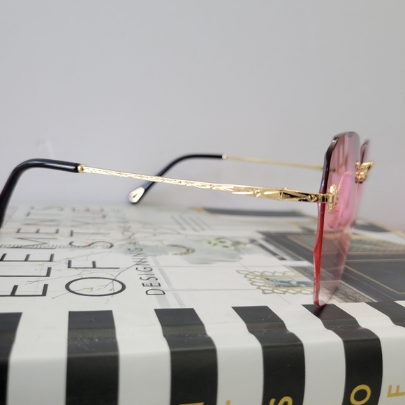 Fashion Sunglasses - Picture 4 of 5